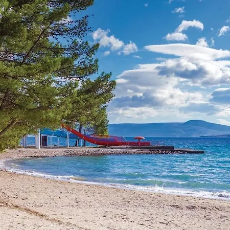 With Pool Riviera Crikvenica