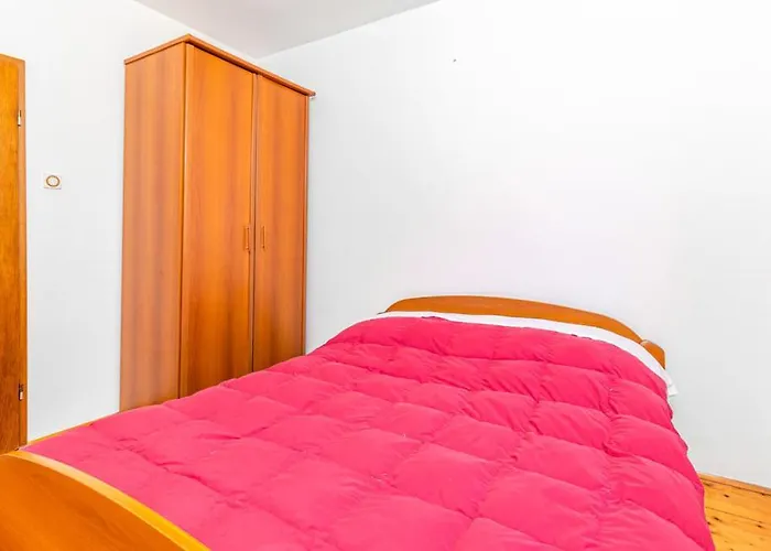 Villa With Pool Riviera