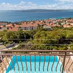 With Pool Riviera Вилла