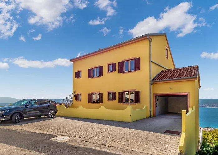 Villa With Pool Riviera